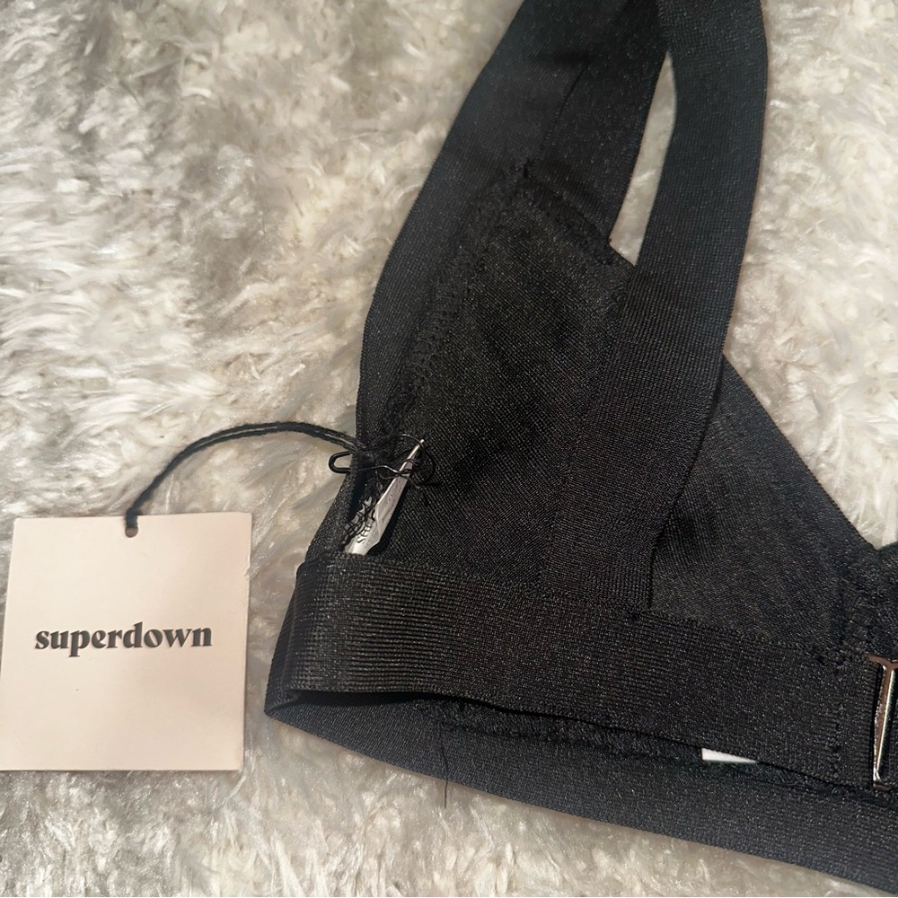 Superdown Elegant Black Top